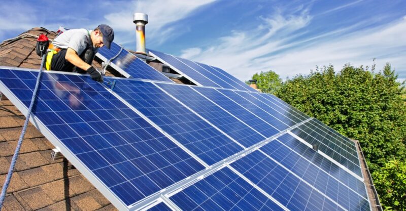 Solar Power- Your First Need to Reduce High Electricity Bills